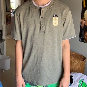 Men’s dress T-shirt